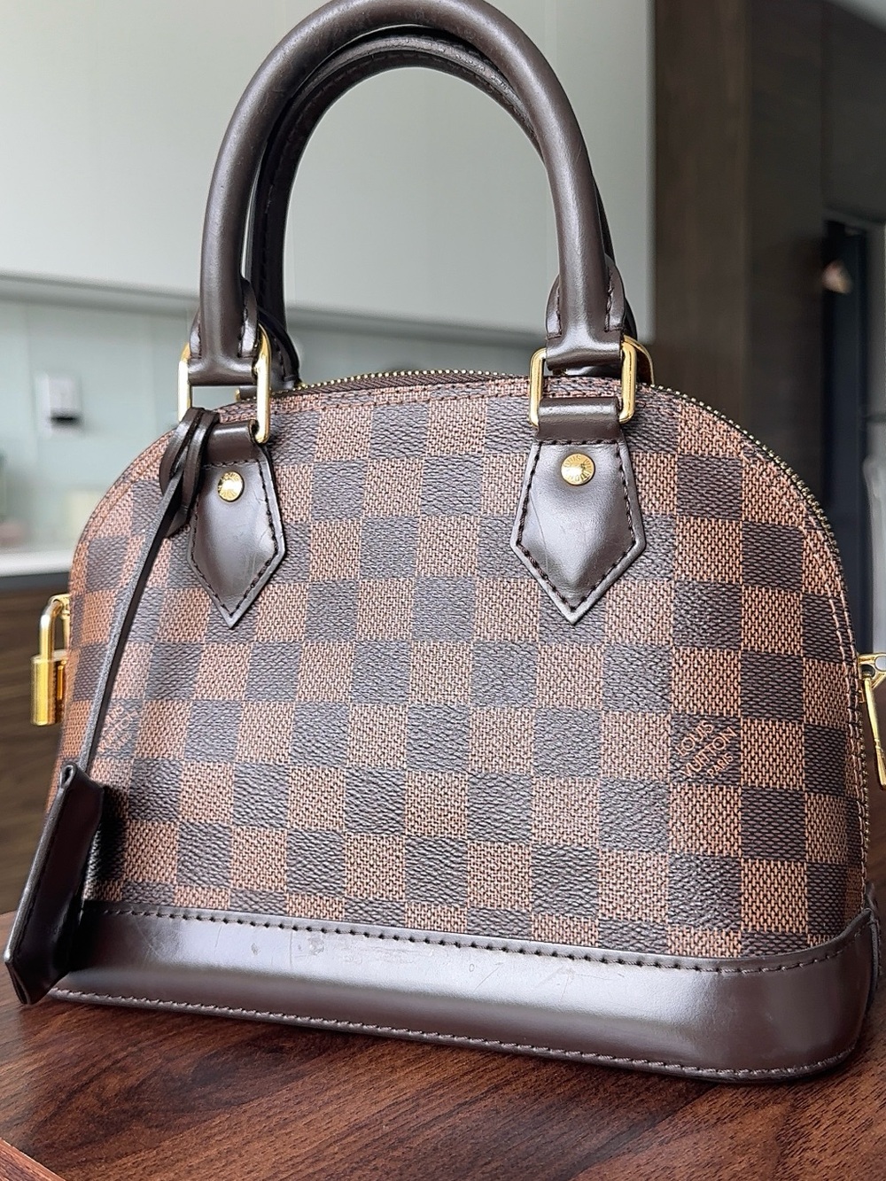 Louis Vuitton Alma BB Damier